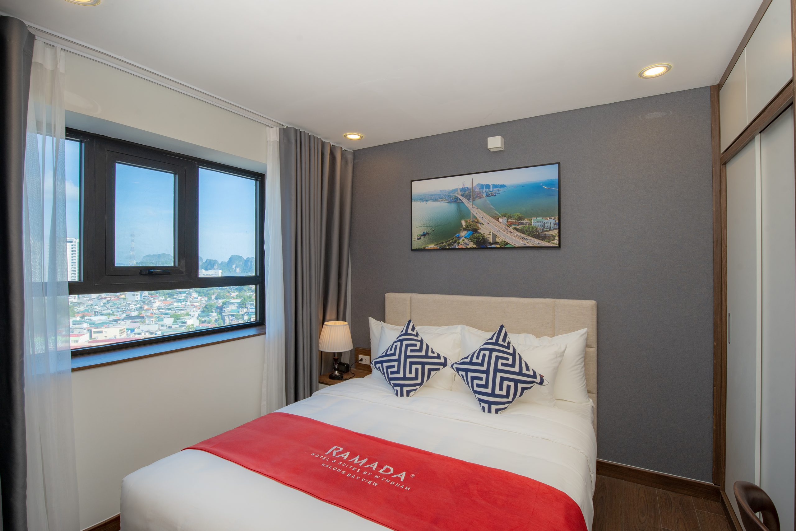 Căn hộ 3 trong 1 tại Ramada By Wyndham Ha Long Bay view 3 Căn hộ 3 trong 1 tại Ramada By Wyndham Ha Long Bay view