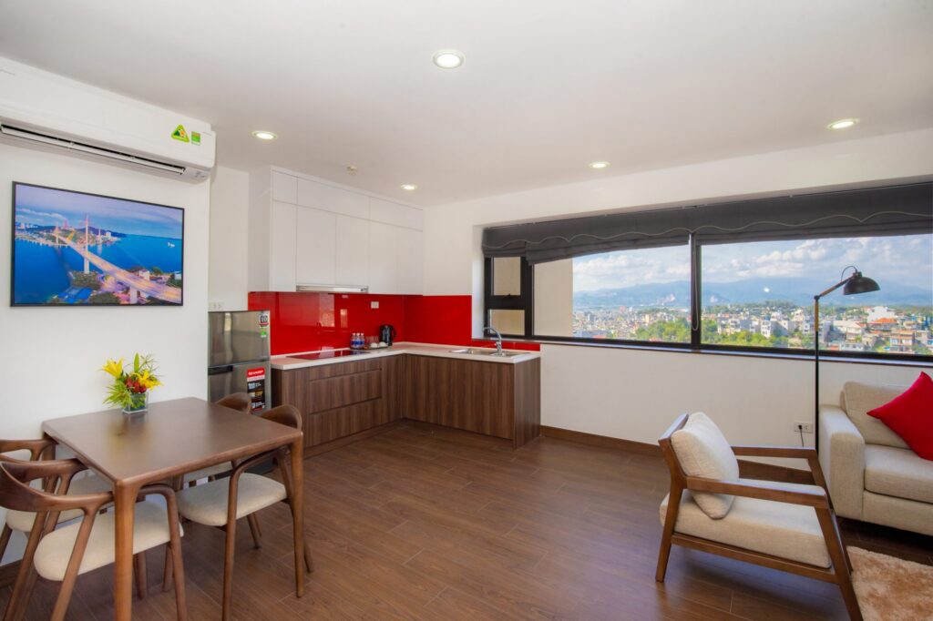 Hình ảnh phòng khách căn hộ Ramada Hạ Long Bay View